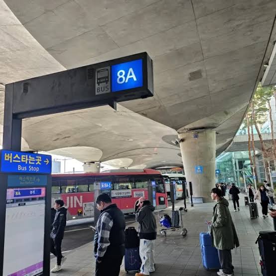Airport bus stop